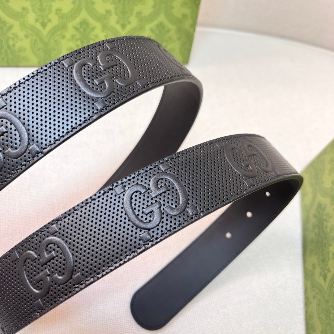 GG belt with silver buckle