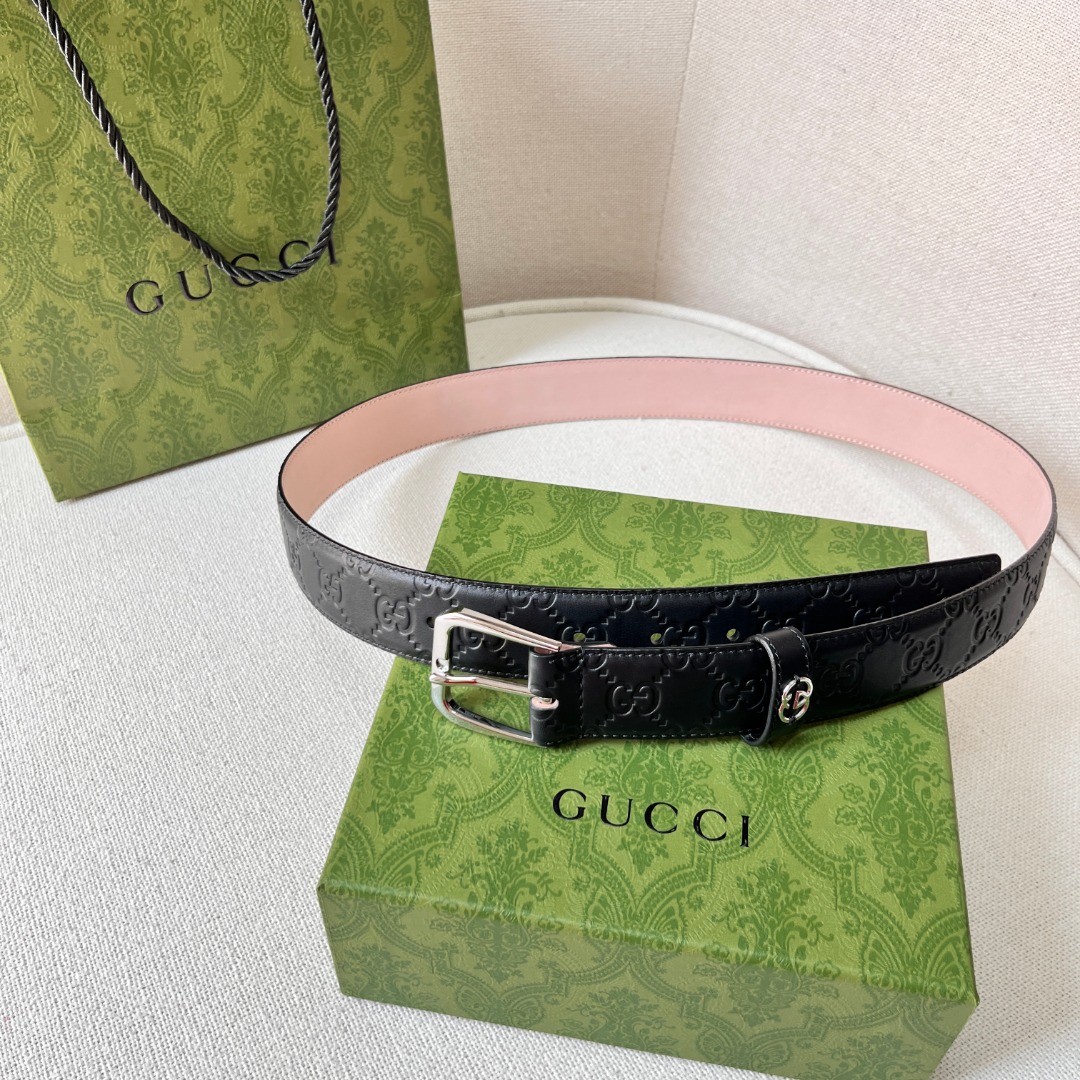 G*u*i monogram belt