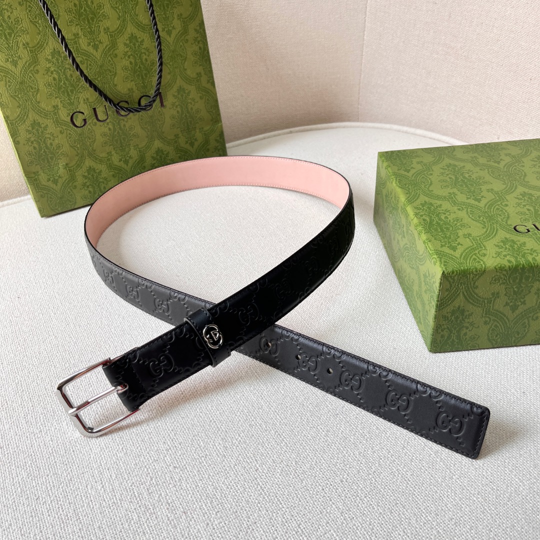 G*u*i monogram belt
