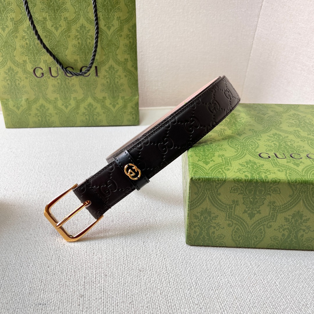 G*u*i monogram belt
