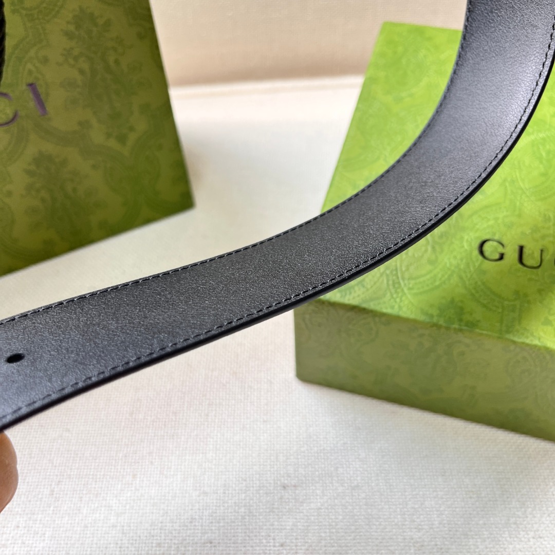 G*u*i blondie belt