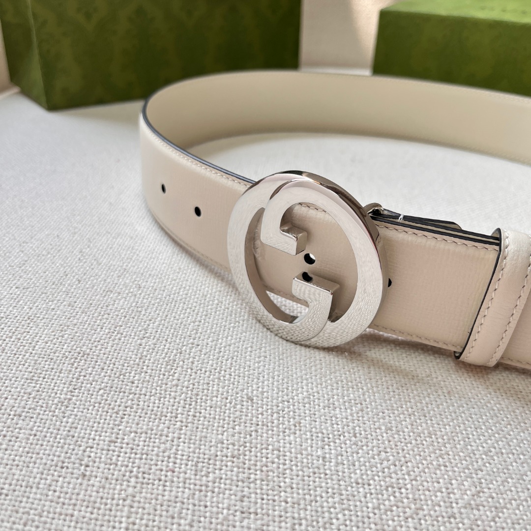 G*u*i blondie belt