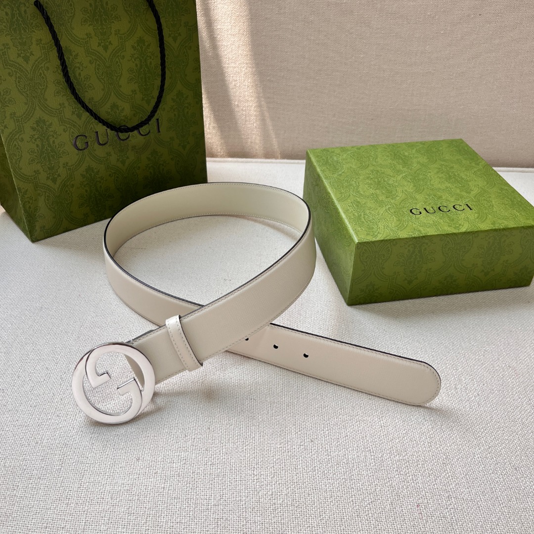 G*u*i blondie belt