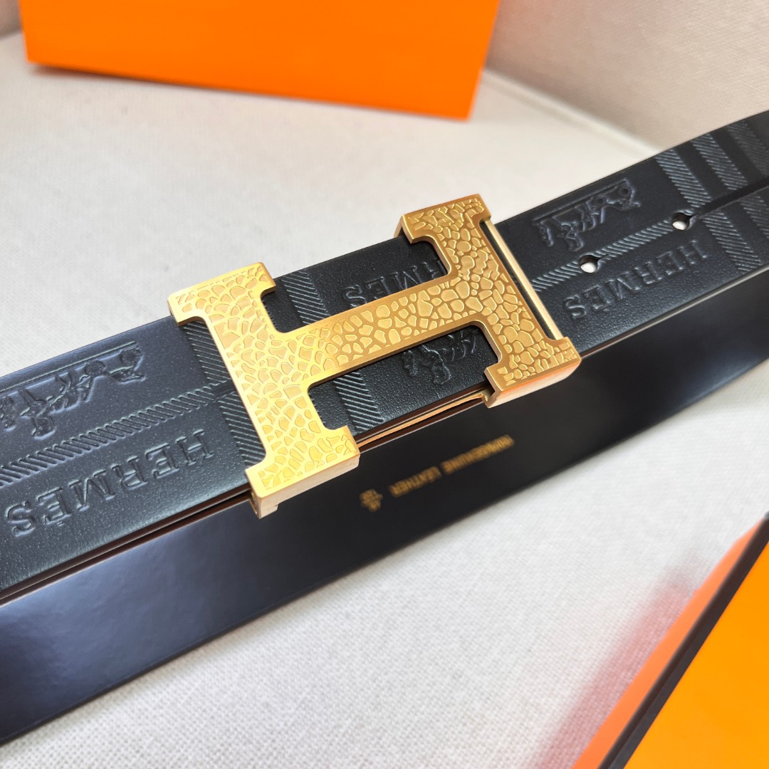 Hermès Cowhide Belt