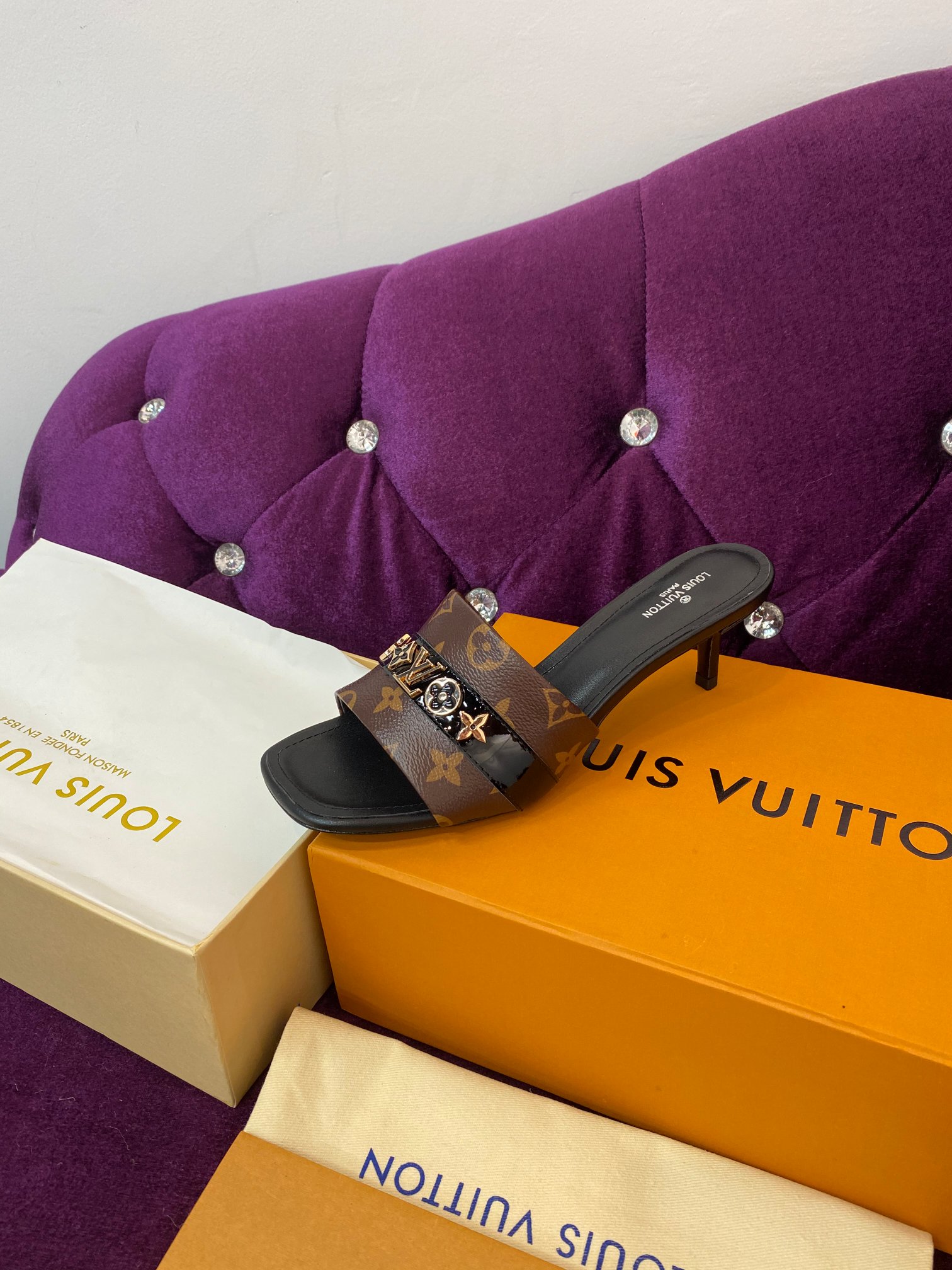 LV slippers