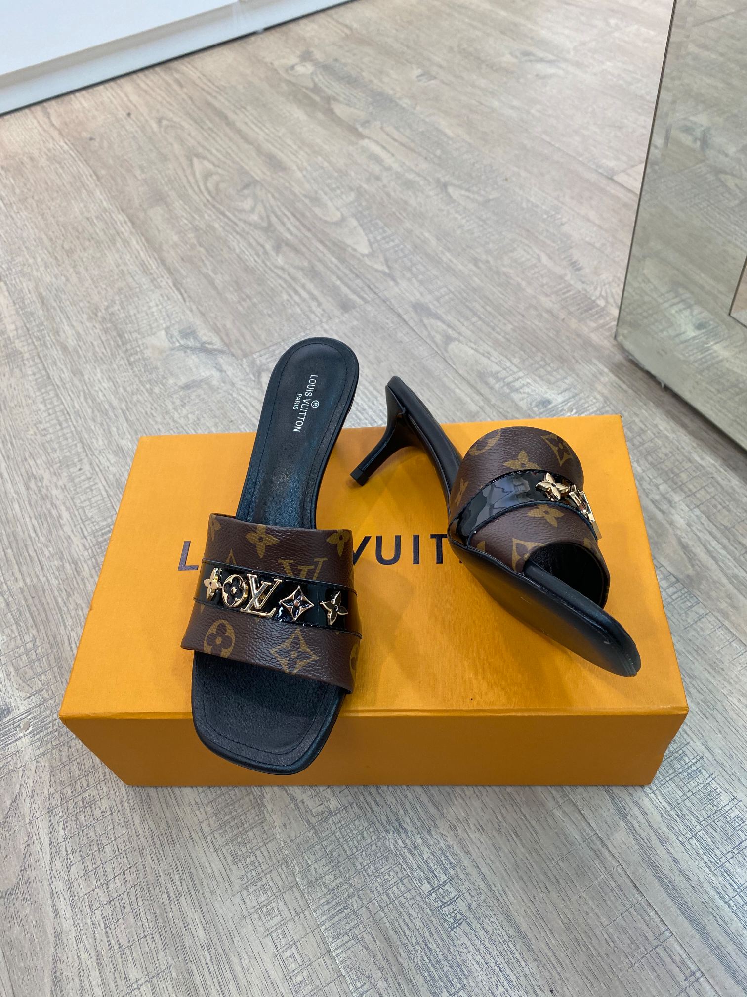 LV slippers