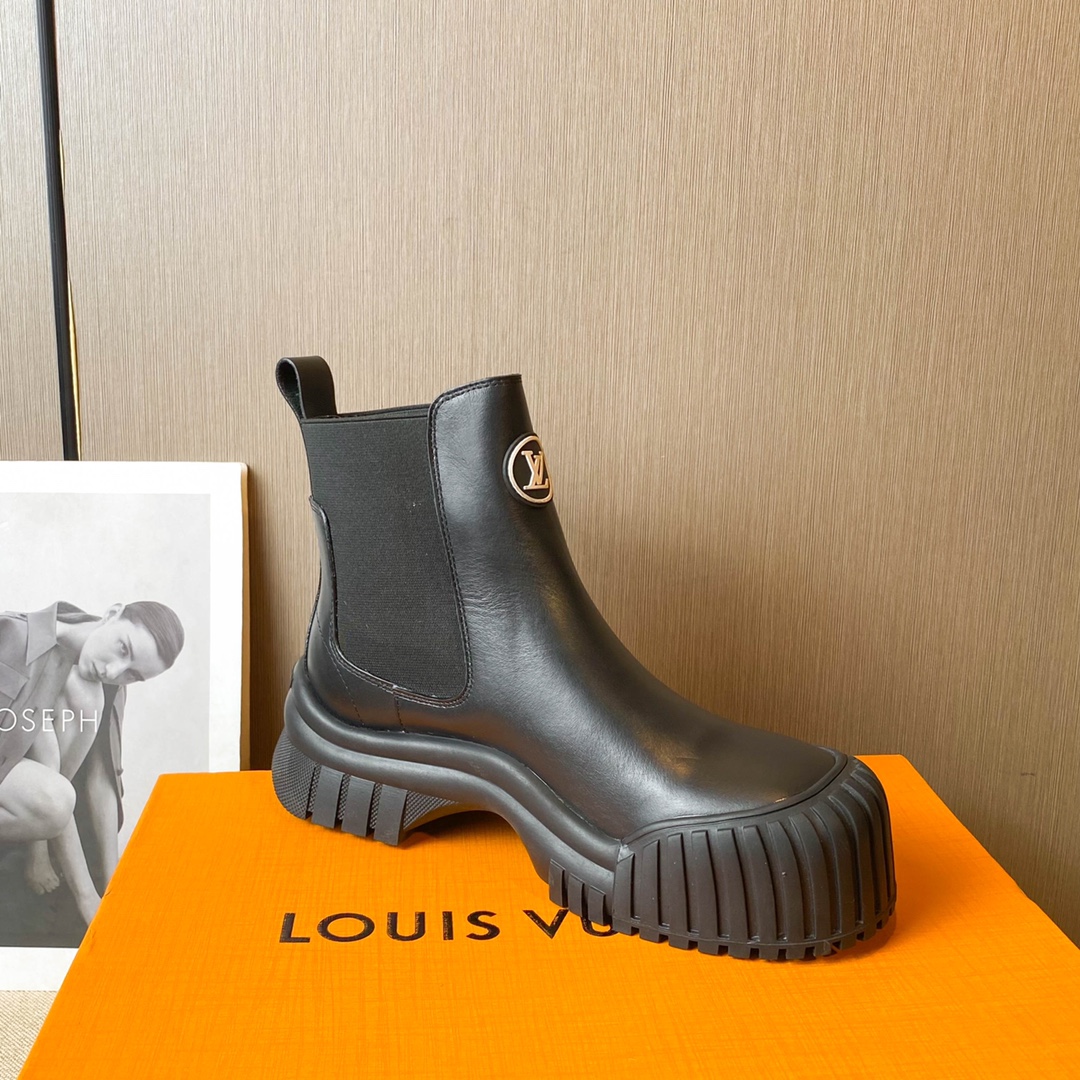 Ruby Flat Ankle Boots