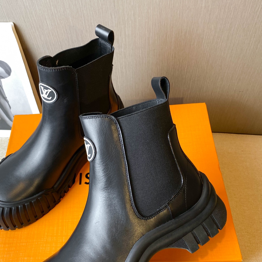 Ruby Flat Ankle Boots