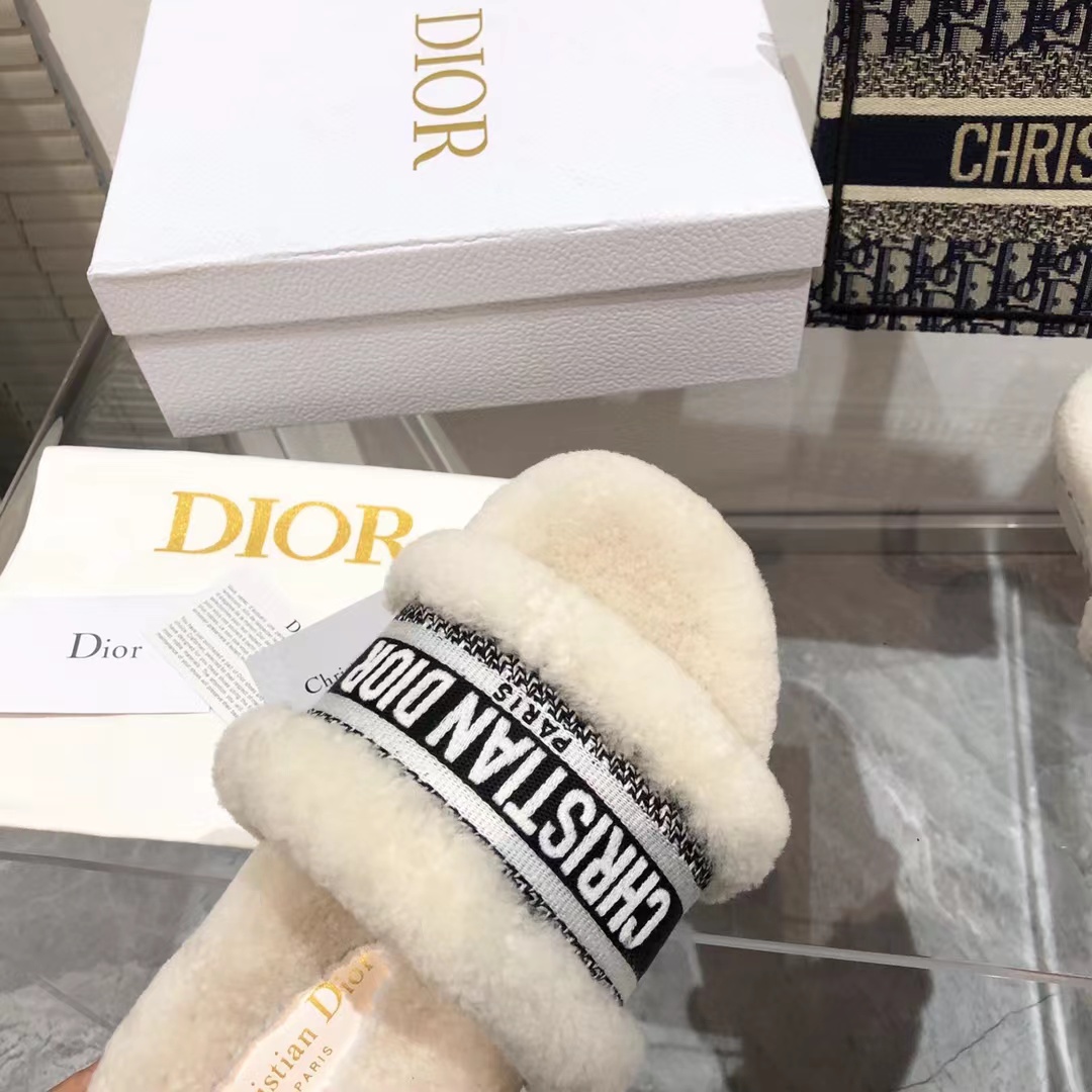 D*or dway heeled slide white embroidered cotton and shearling