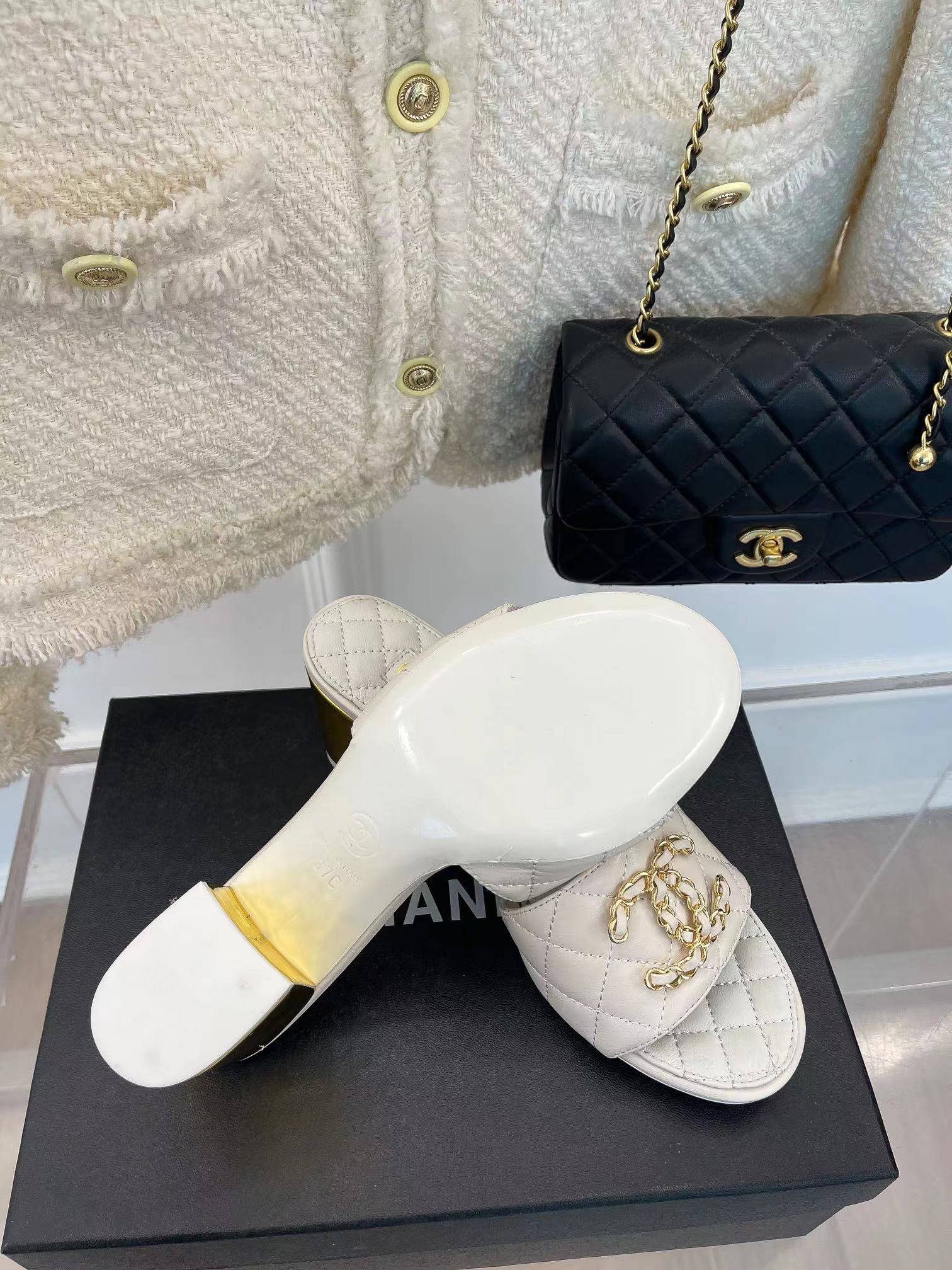 Ch*el rev white lambskin quilted cc gold logo cone heel mule slide sandal