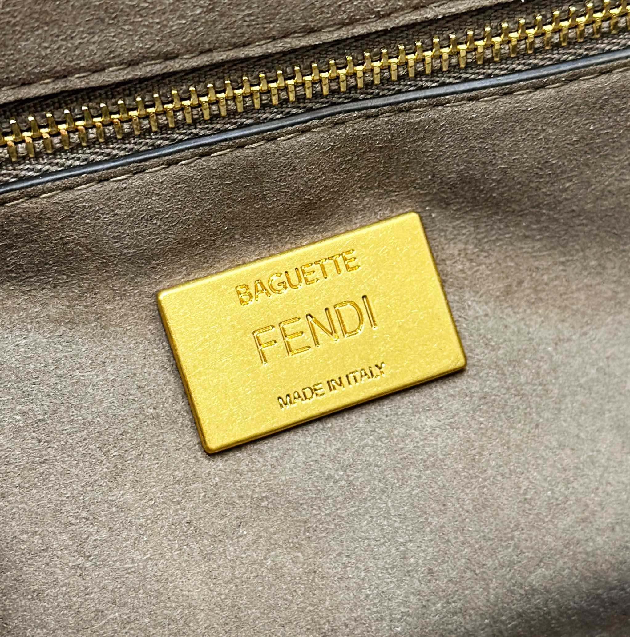 F**di chain shoulder bag
