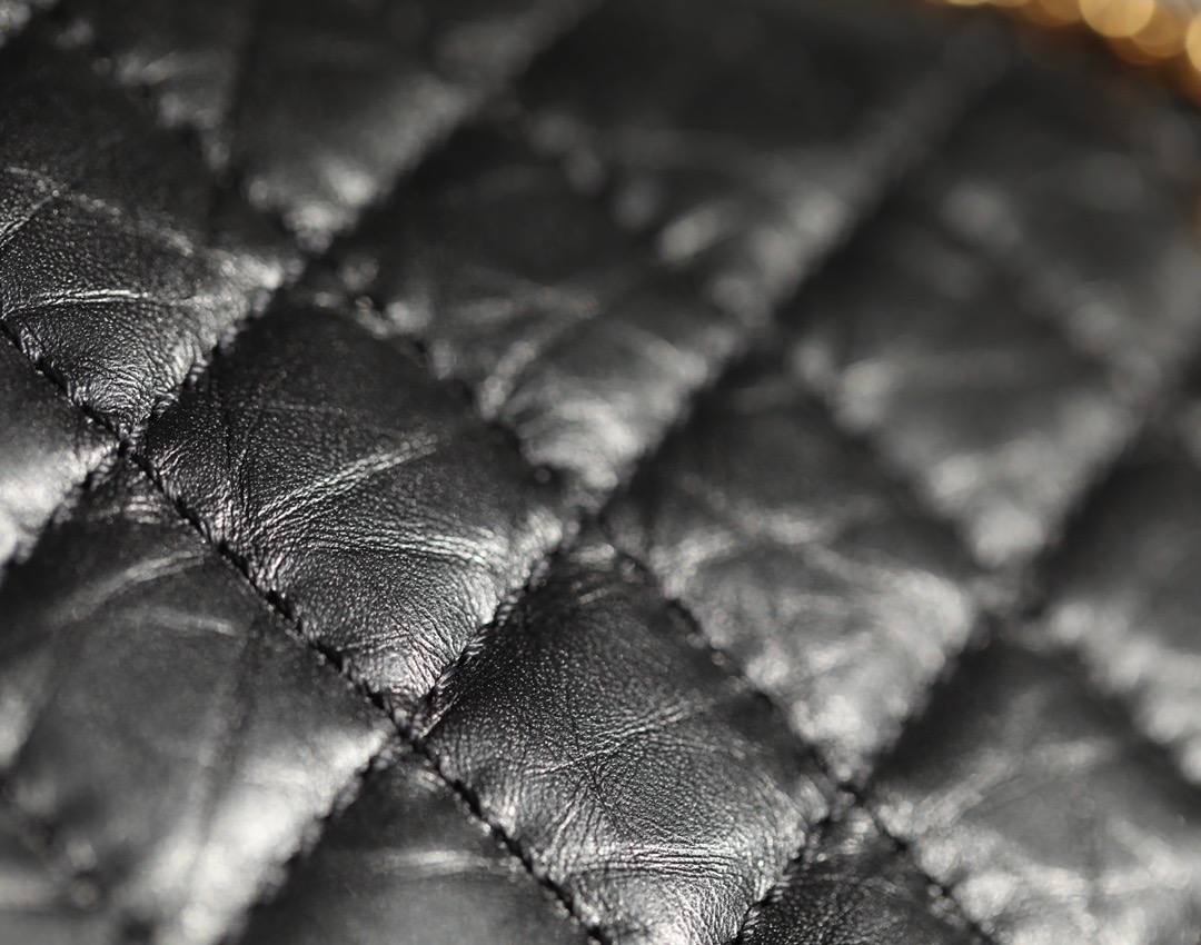 Ch*el reissued 2.55 medium flap bag