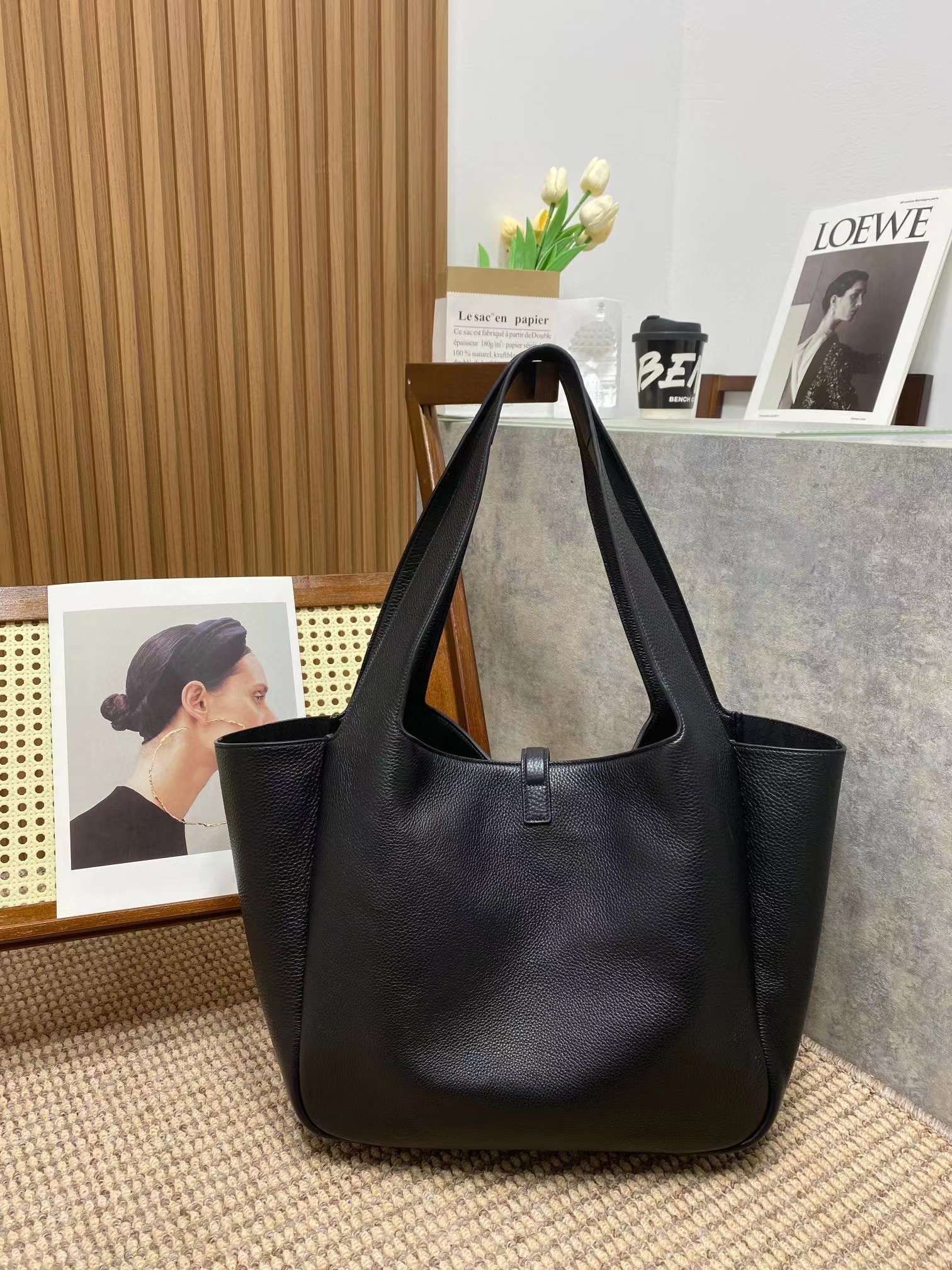 BEA IN GRAINED LEATHER