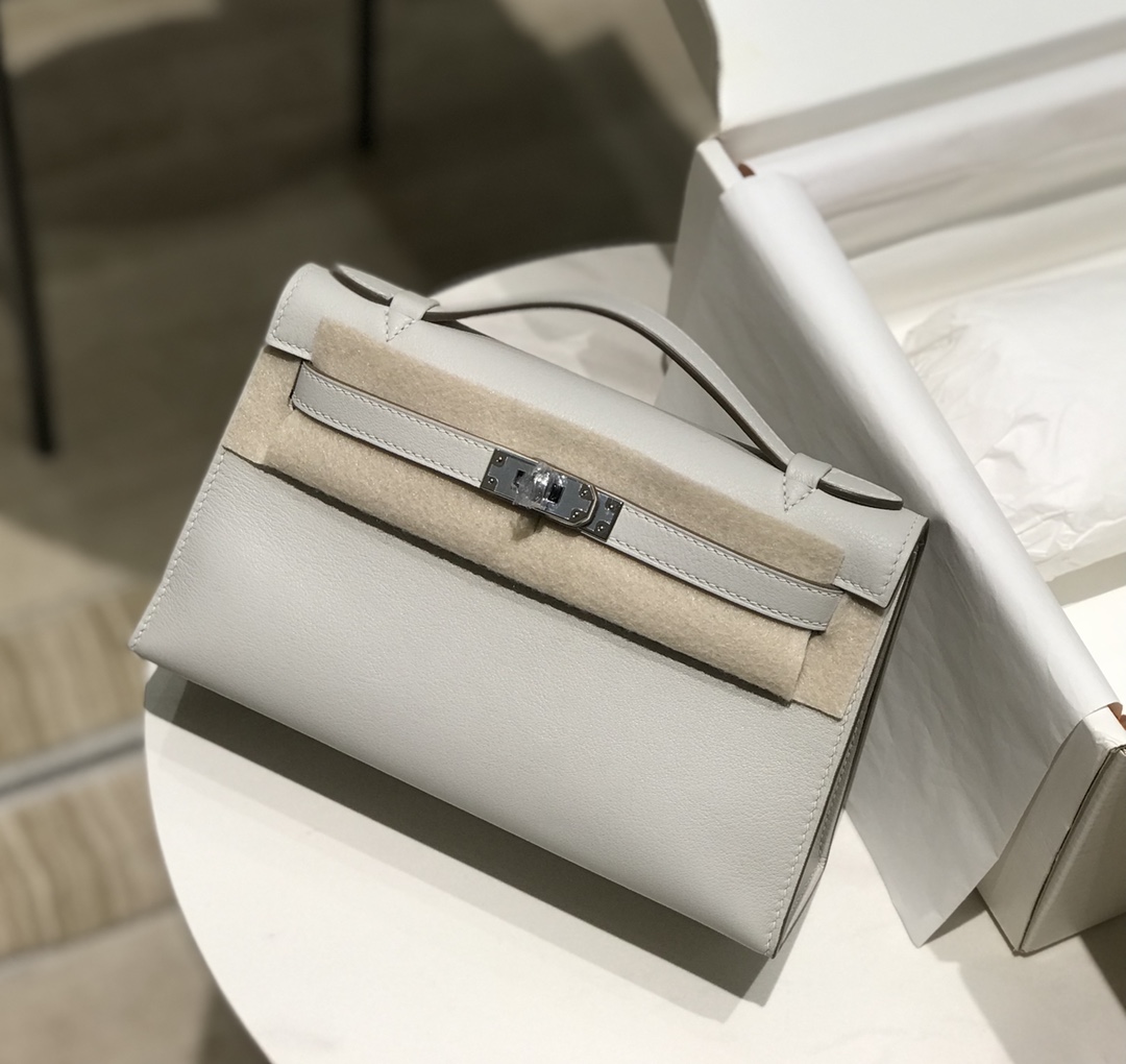 H**mes kelly pochette