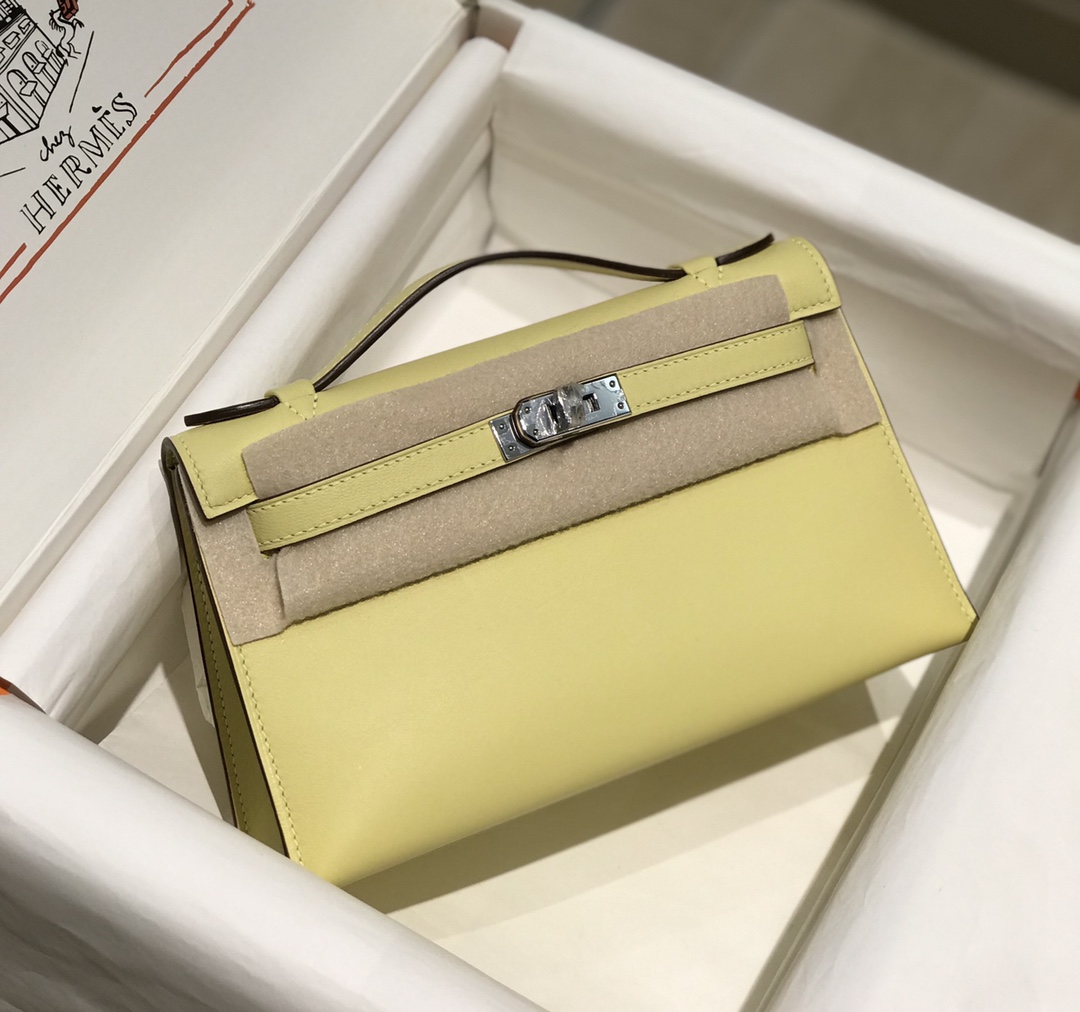 H**mes kelly pochette