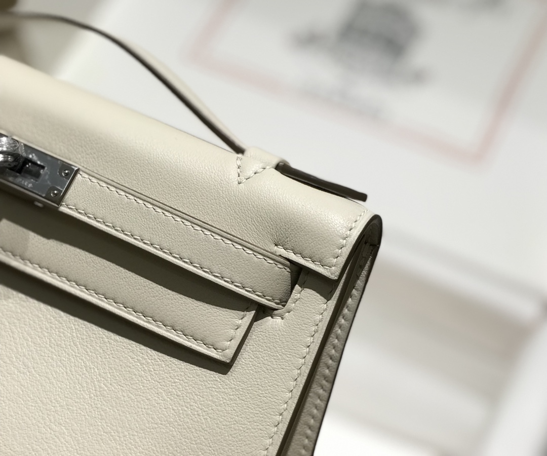 H**mes kelly pochette