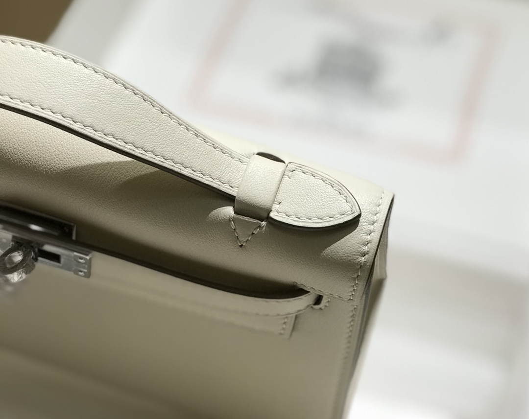 H**mes kelly pochette