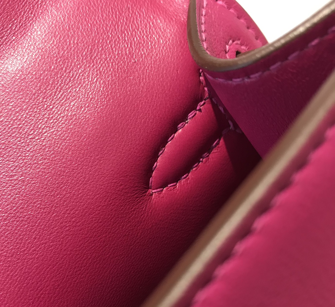H**mes kelly pochette