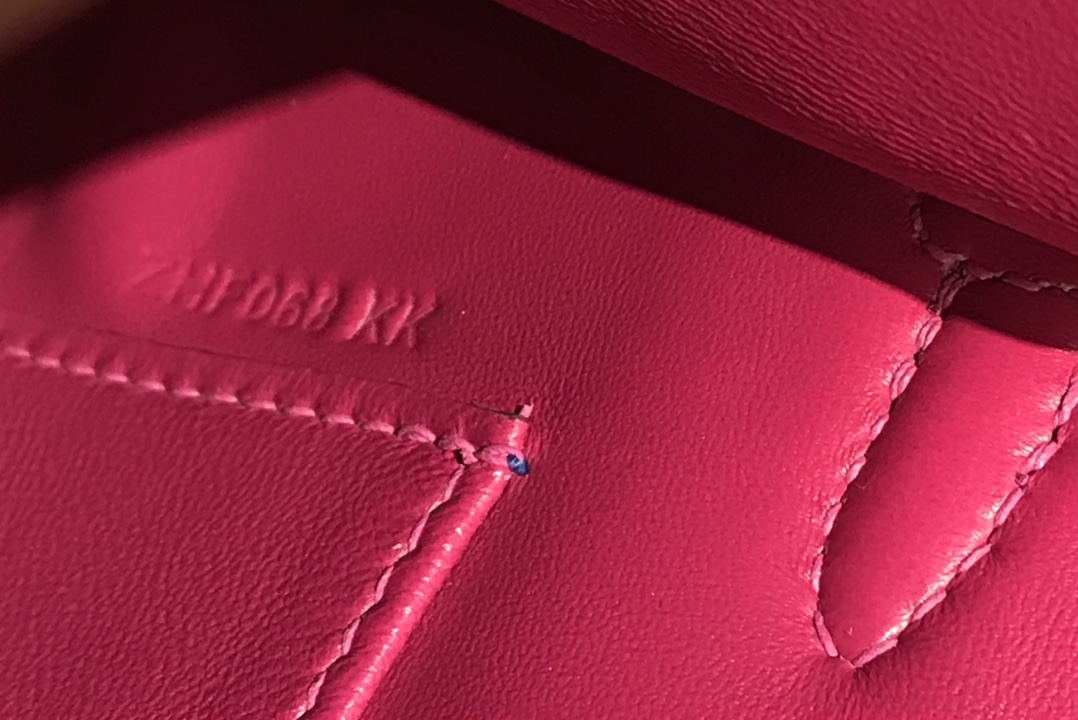 H**mes kelly pochette