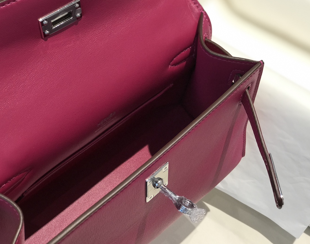 H**mes kelly pochette