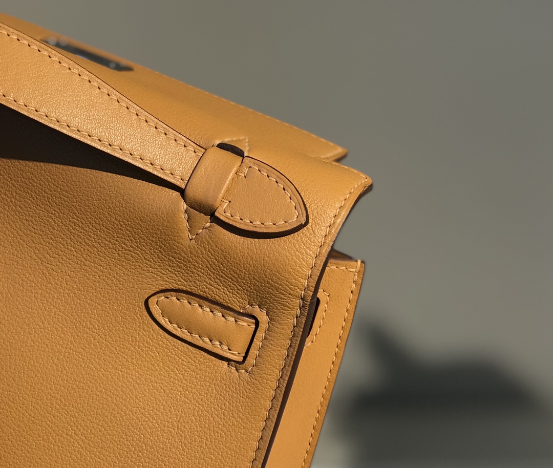 H**mes kelly pochette