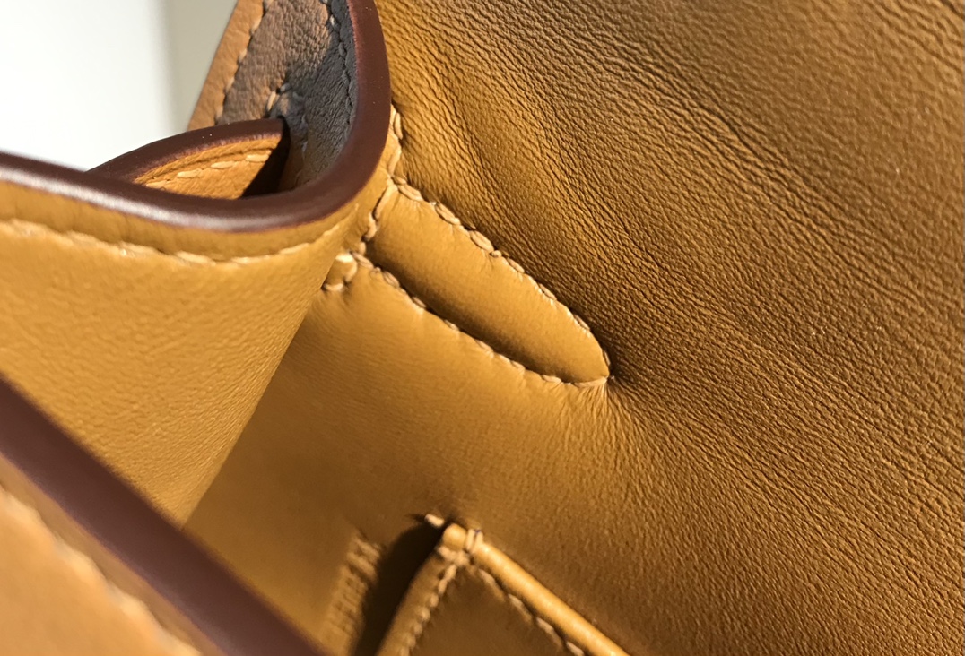 H**mes kelly pochette