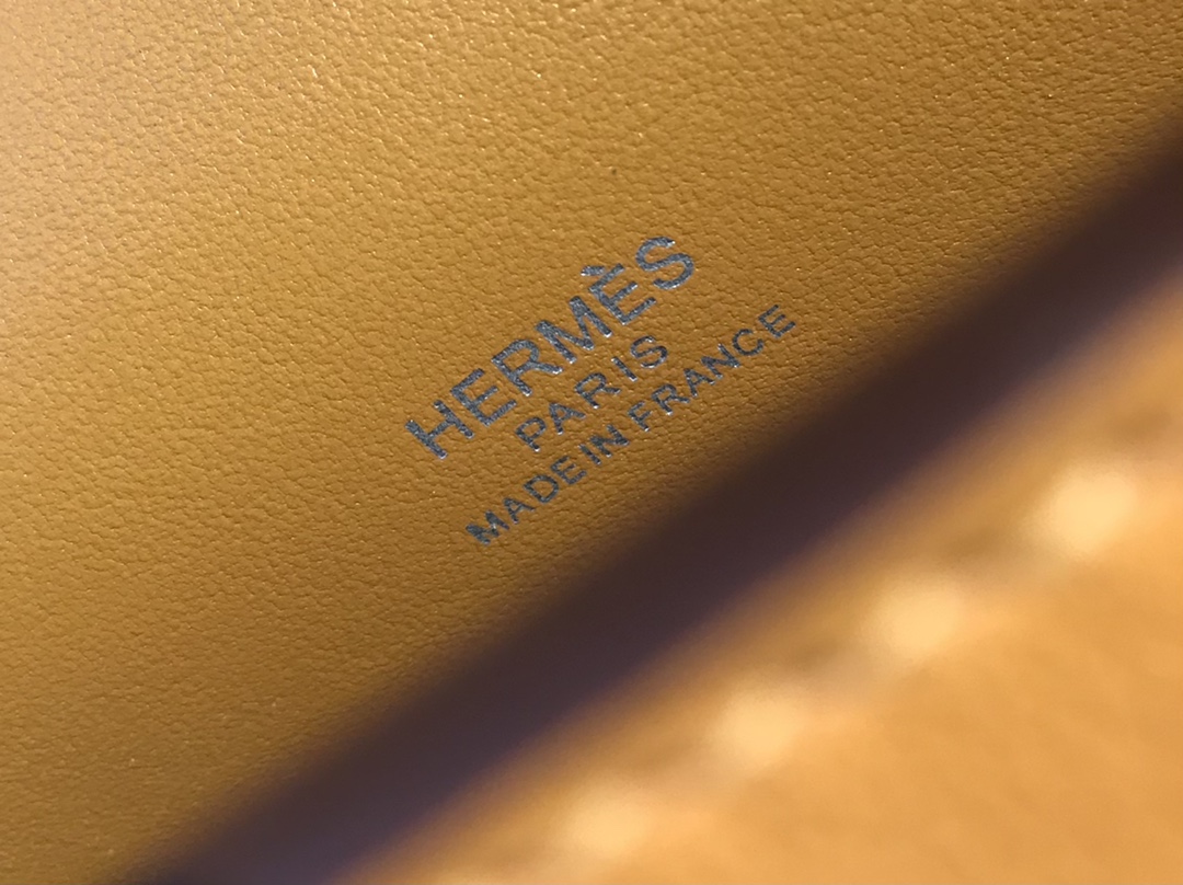 H**mes kelly pochette