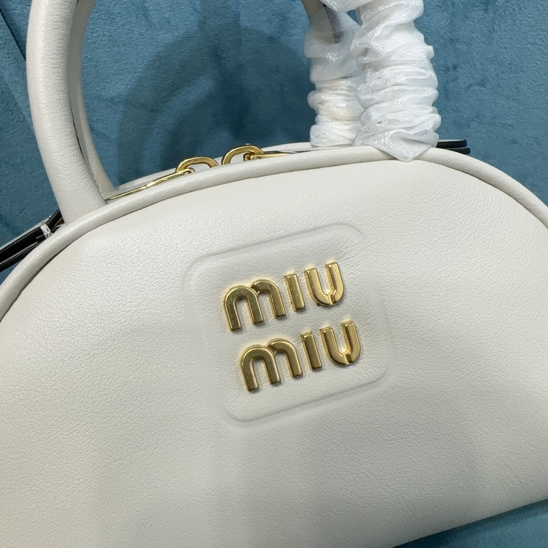 Top-Handle bag