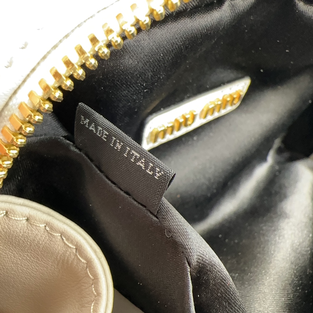 Top-Handle bag