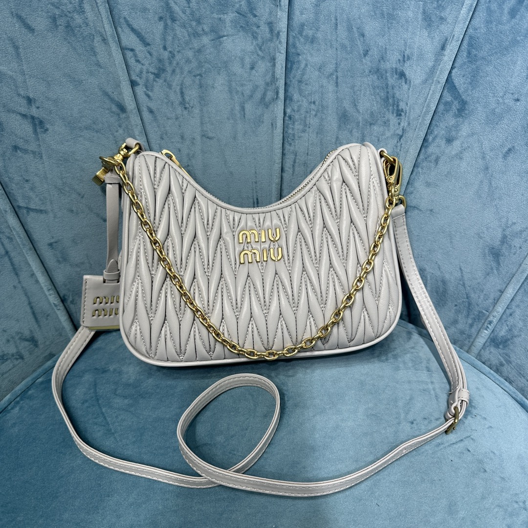 Matelassé Leather bag
