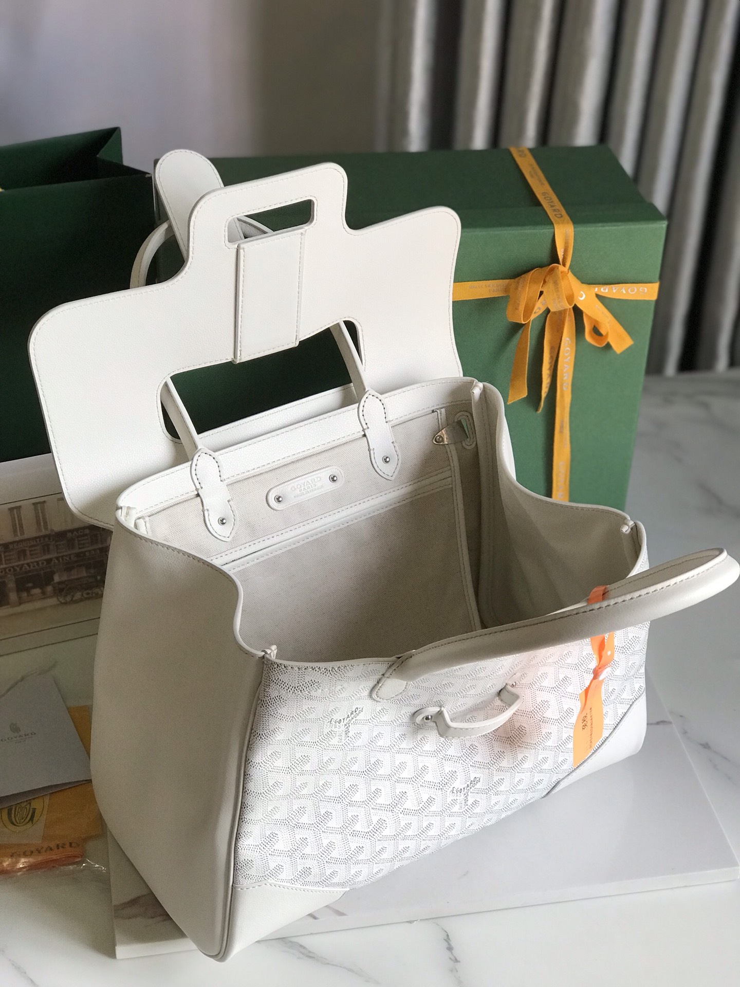Saigon Tote bag