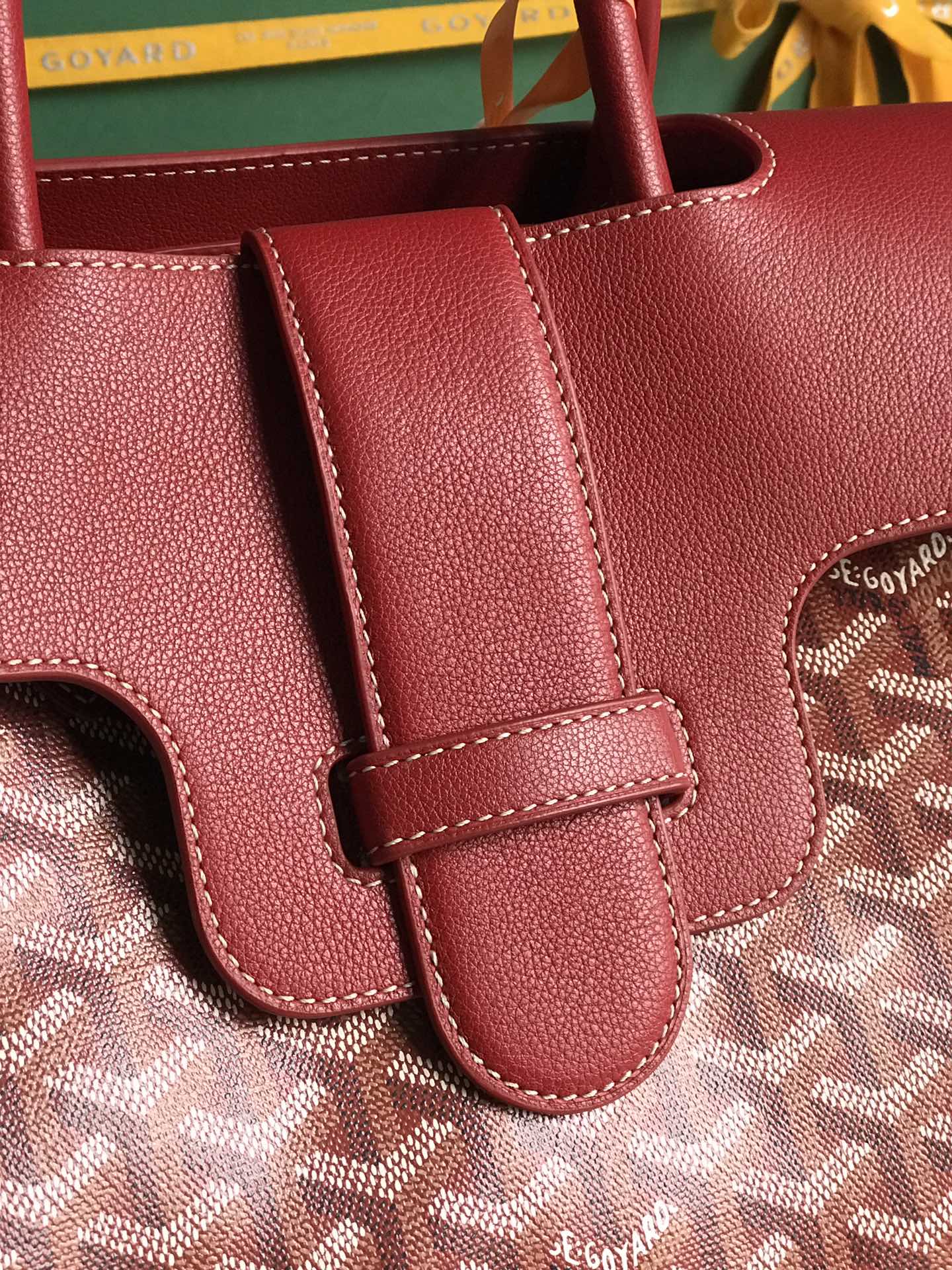 Saigon Tote bag