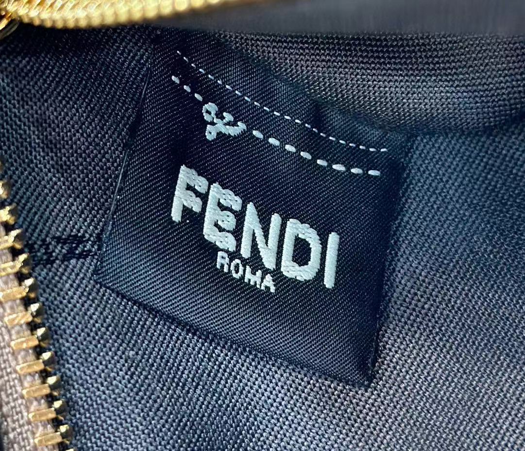 F**di tote large