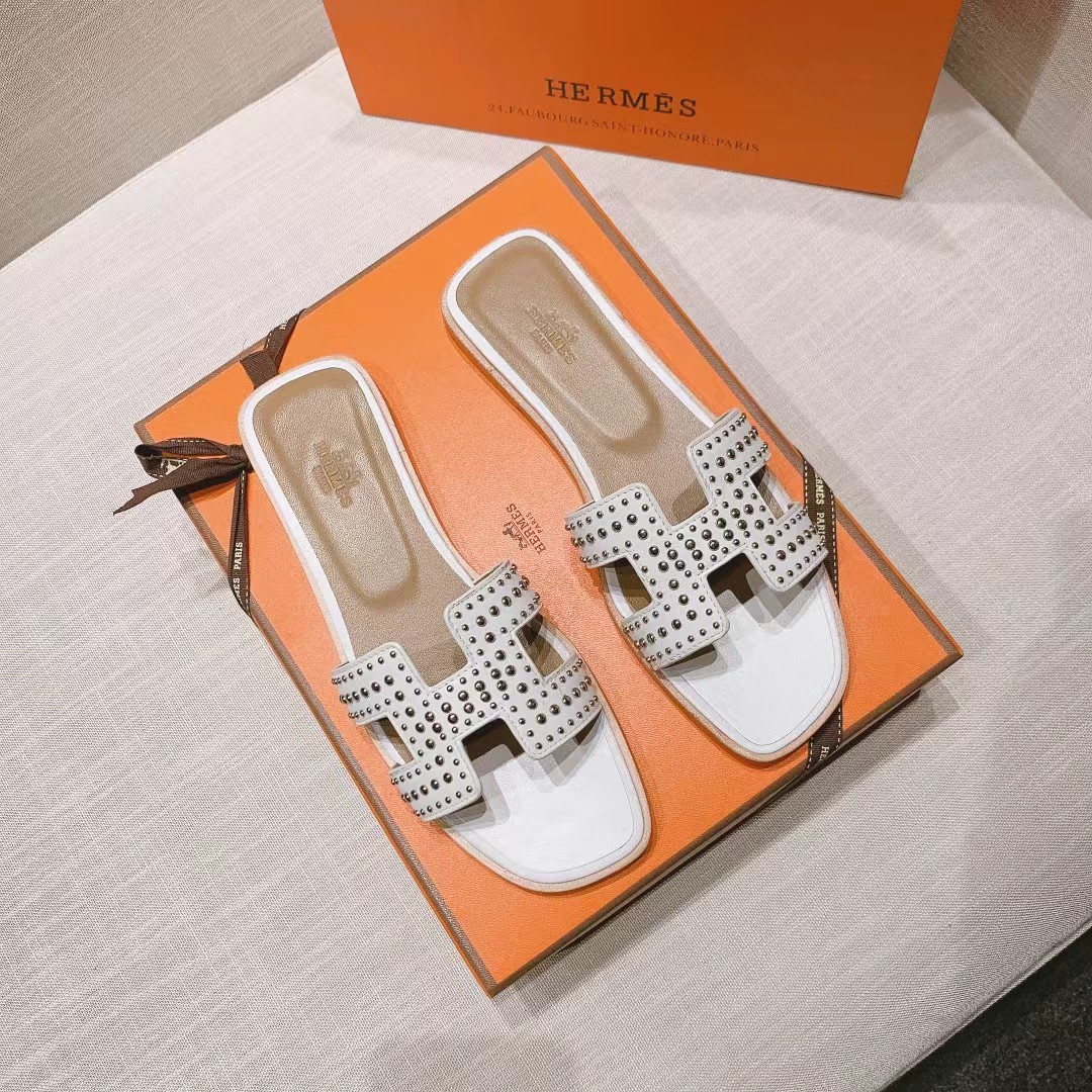 H**mes oran slides