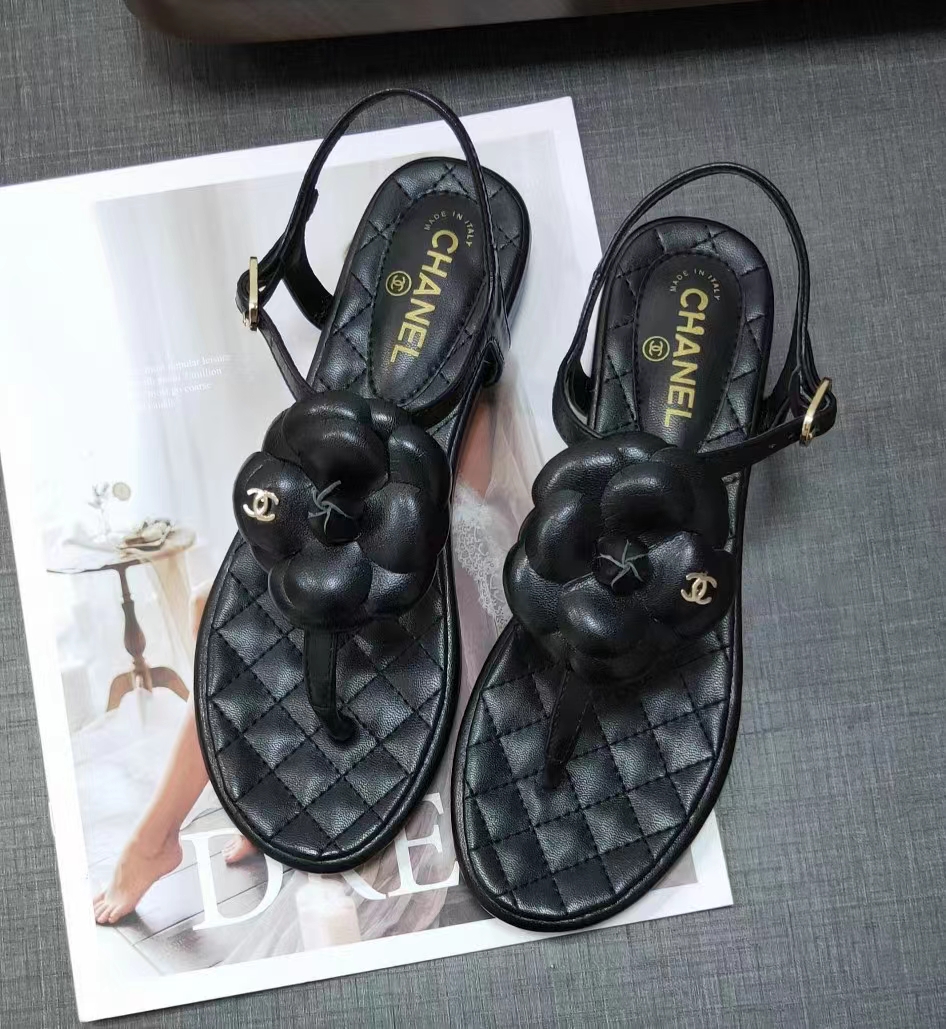 Ch*el cc logo leather  flat