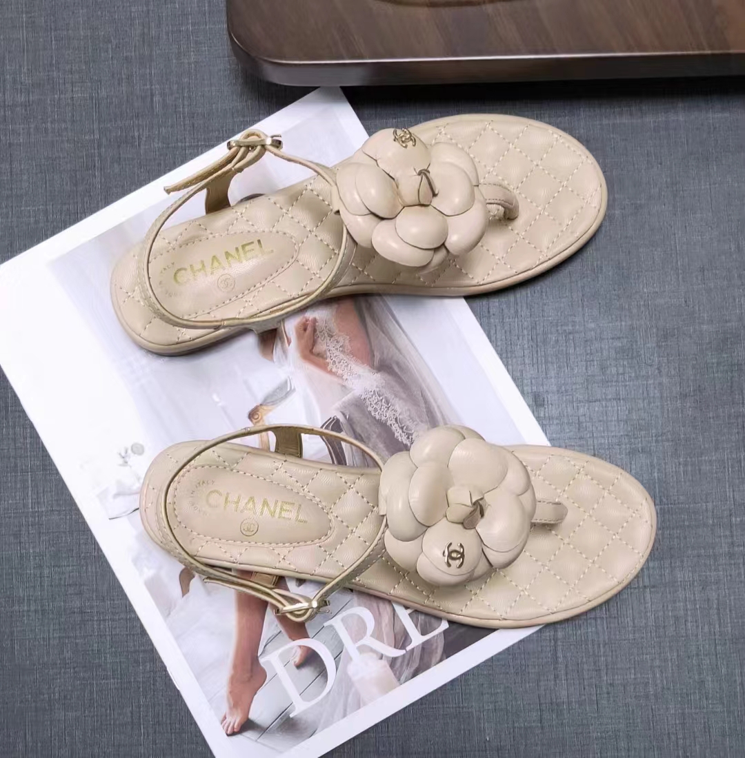 Ch*el cc logo leather  flat
