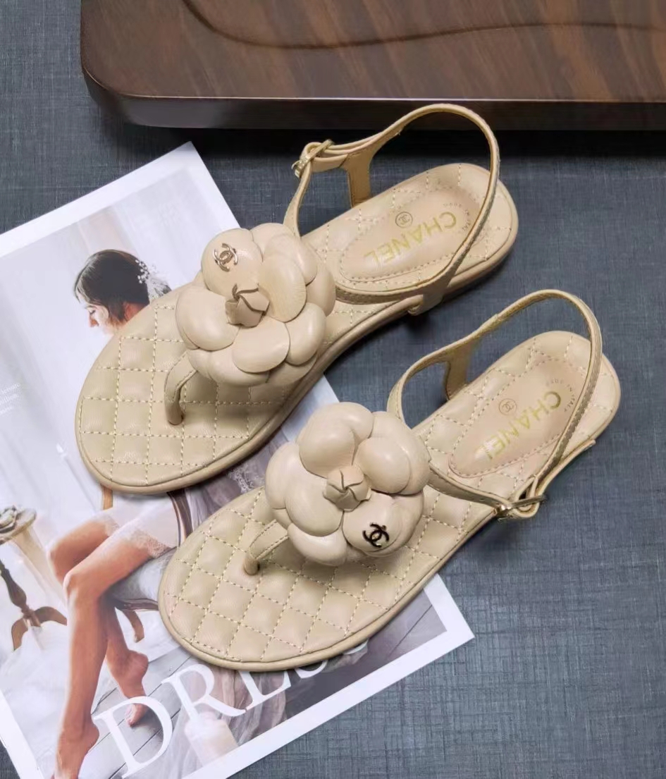 Ch*el cc logo leather  flat