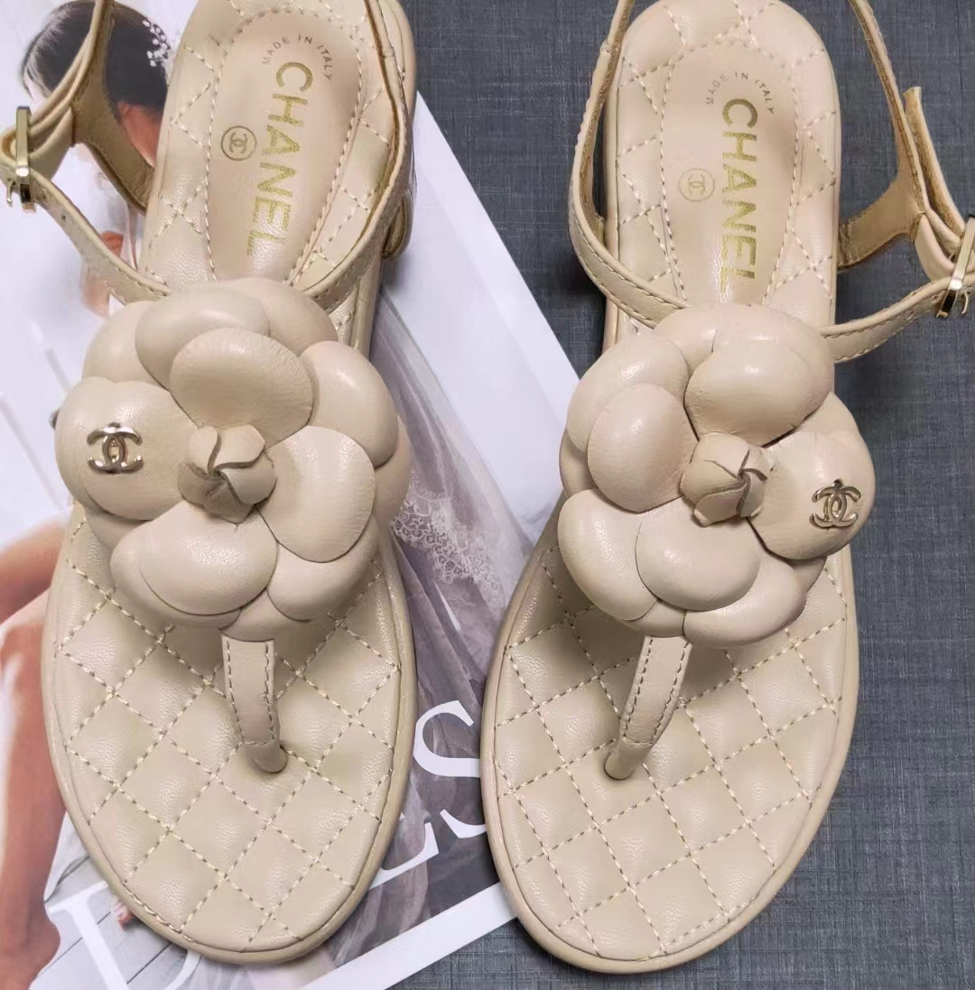 Ch*el cc logo leather  flat