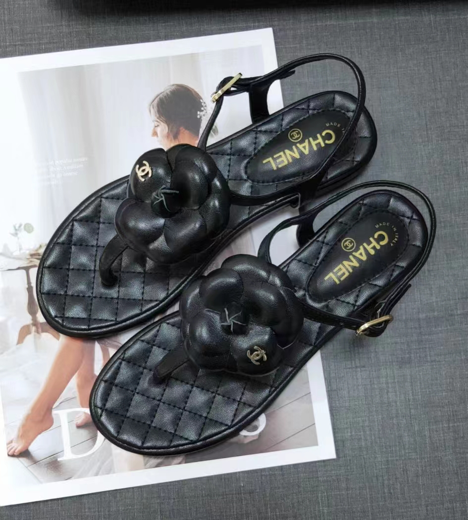 Ch*el cc logo leather  flat