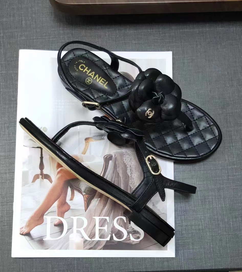 Ch*el cc logo leather  flat