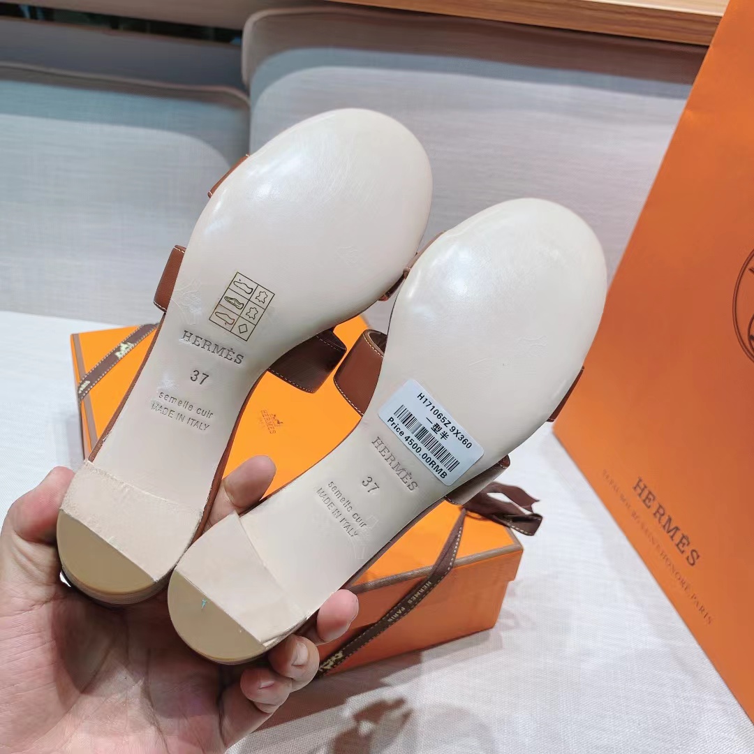 H**mes oran sandals