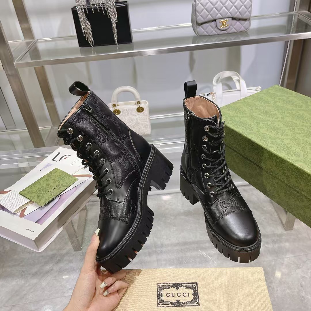 G*u*i gg lace-up ankle boots