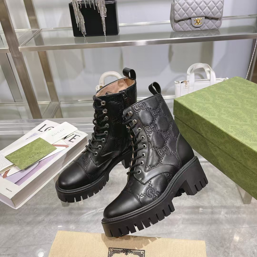 G*u*i gg lace-up ankle boots