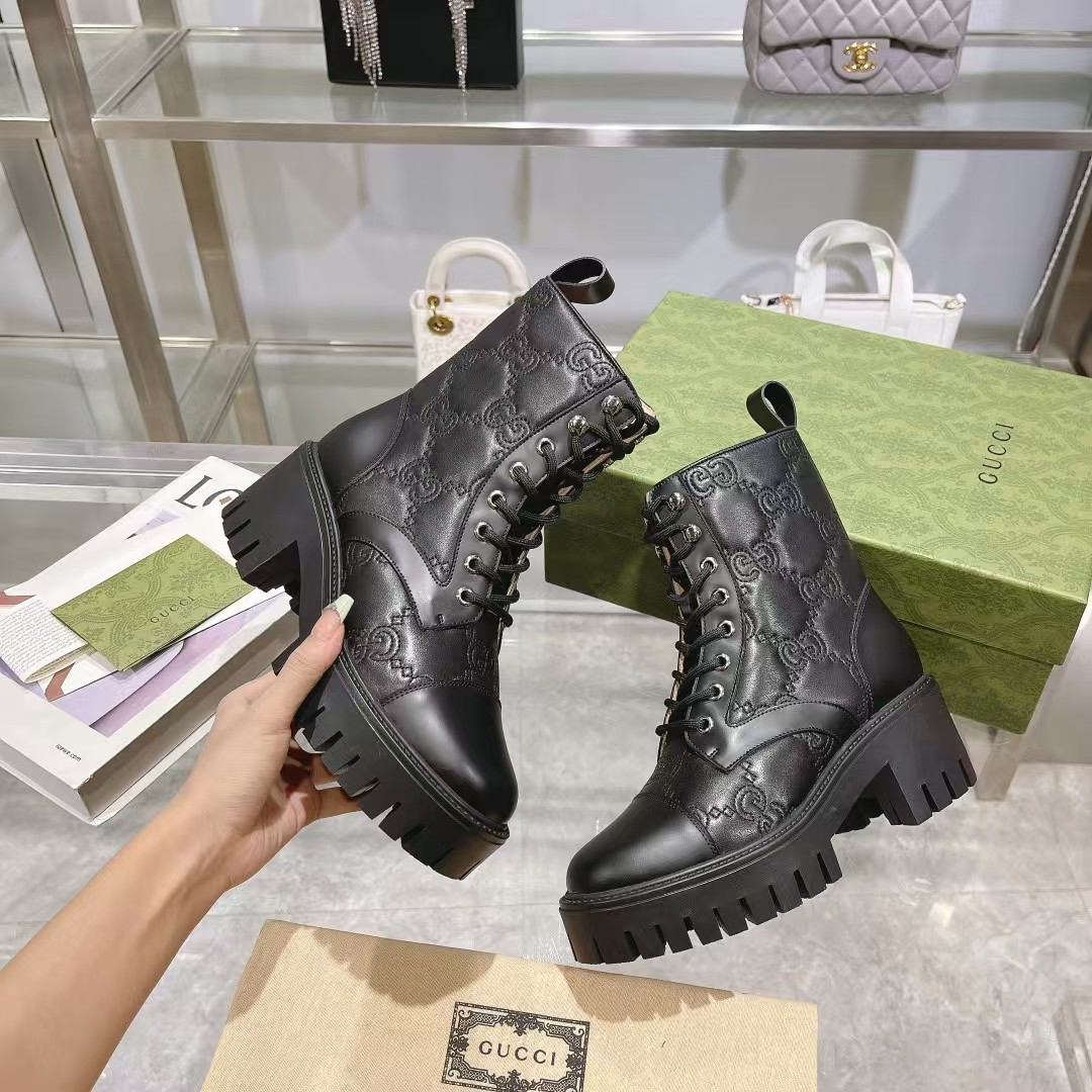 G*u*i gg lace-up ankle boots