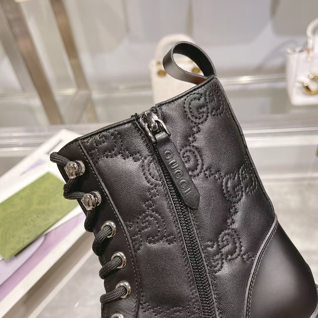 G*u*i gg lace-up ankle boots
