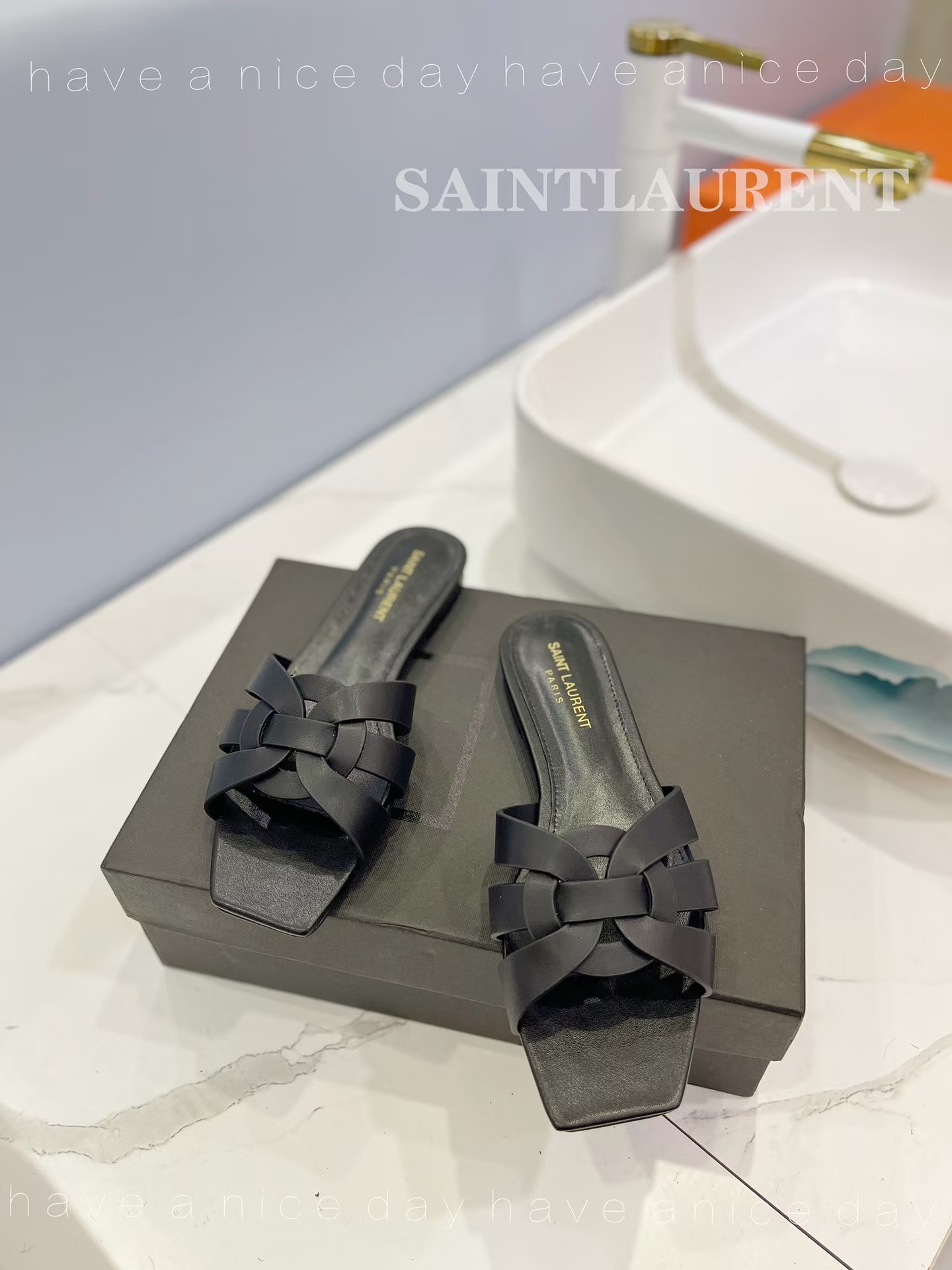 Yves Saint Laurent TRIBUTE MULES