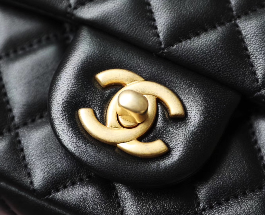 Ch*el classic flap mini with golden ball