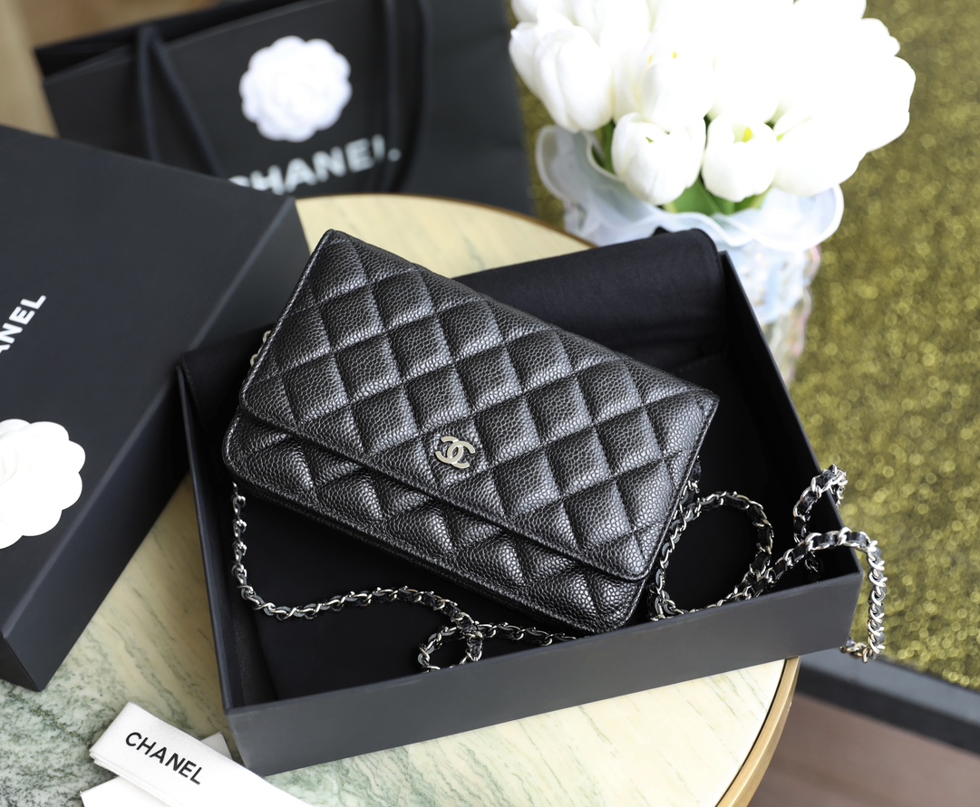 Ch*el woc bag