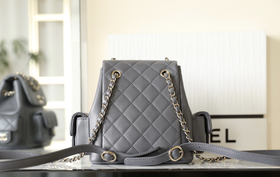 Ch*el backbag