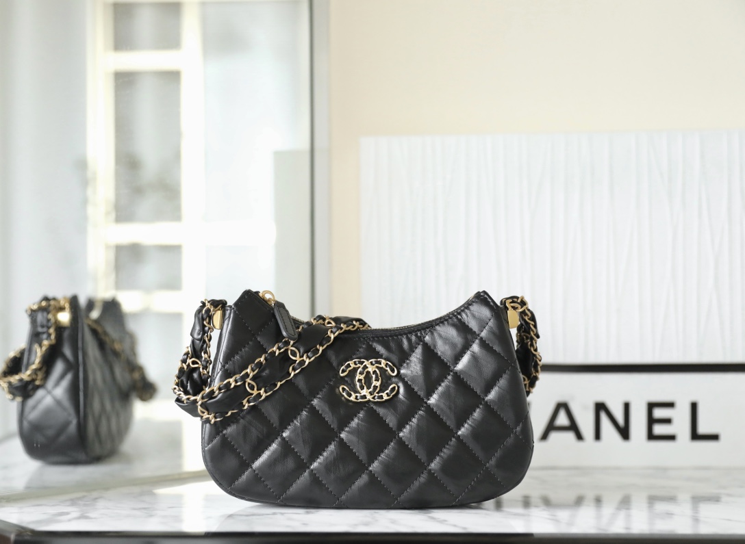 Ch*el hobo bag